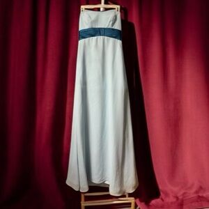 New ~Alfred Angelo ~Women’s ~Dress ~Size 10 ~Blue ~Maxi ~Formal ~NWT~Medium